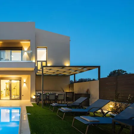 New Modern With Private Pools And Walking Distance To Villa Pánormos