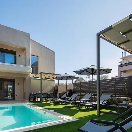 Villa New Modern With Private Pools And Walking Distance To *