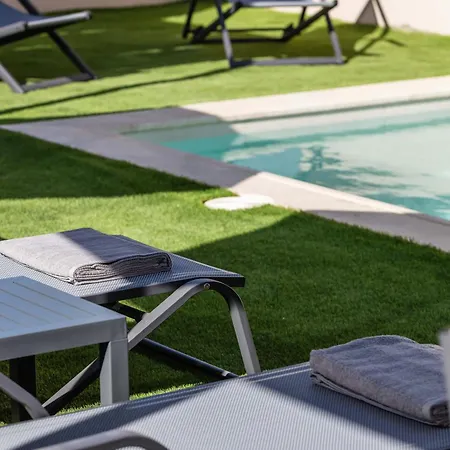 New Modern With Private Pools And Walking Distance To * Pánormos